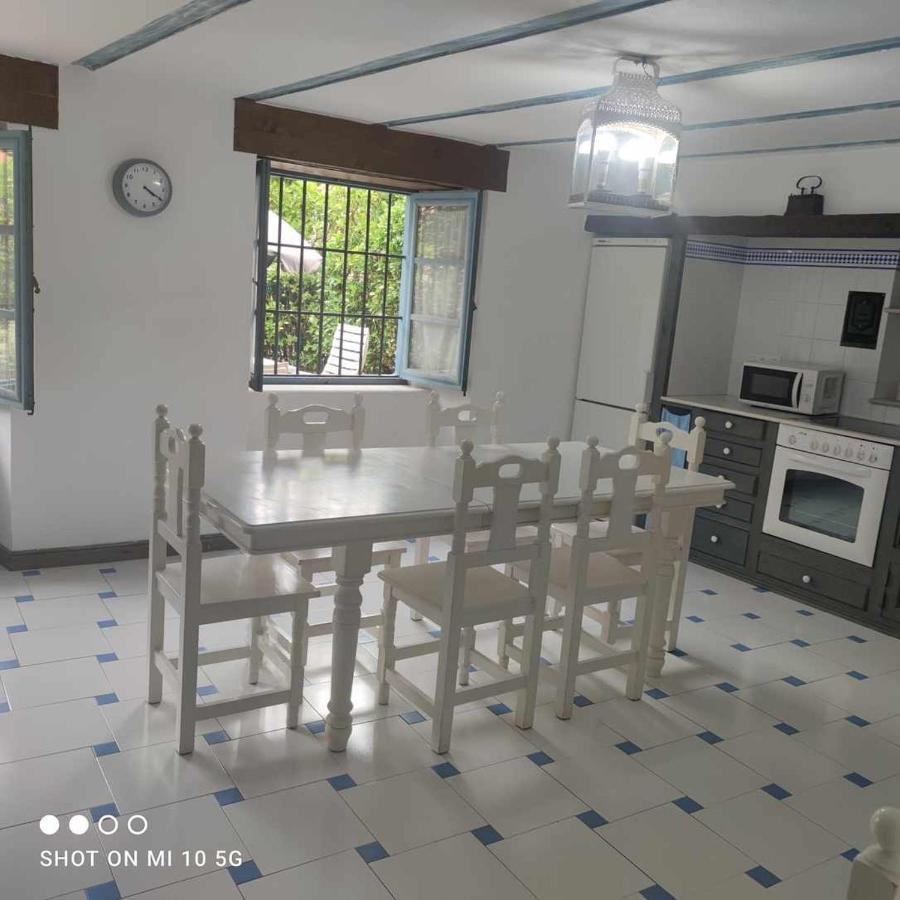 Casa Rural El Amparuco Treceño エクステリア 写真