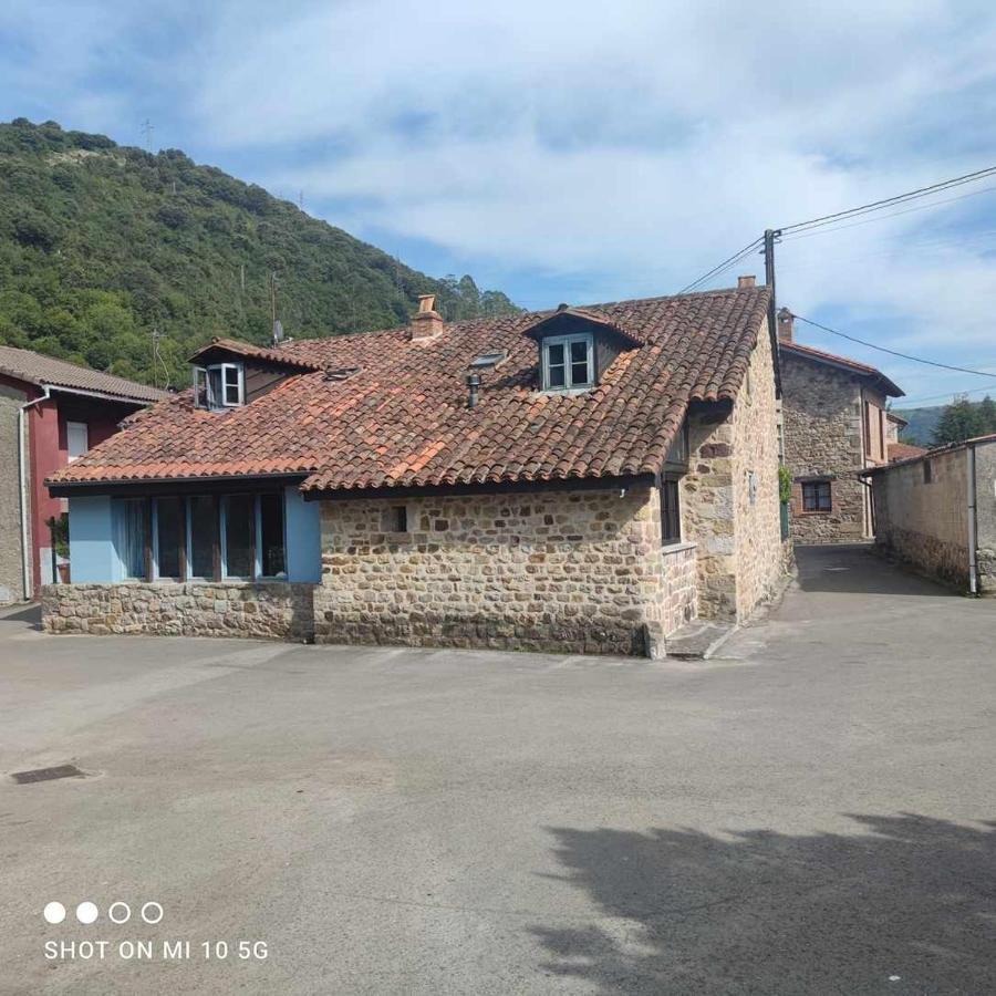 Casa Rural El Amparuco Treceño エクステリア 写真
